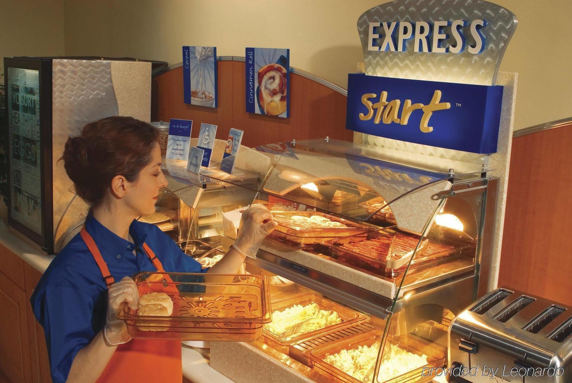 Holiday Inn Express & Suites - Belleville By Ihg Restaurante foto